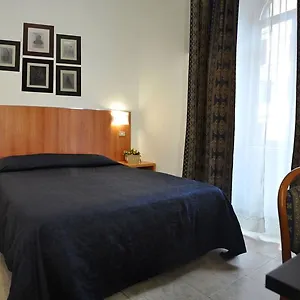  Отель Fiorenza